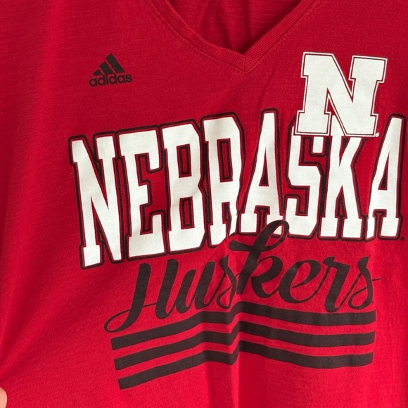 Adidas University of Nebraska Huskers Womens V Neck Top Size Large - Picture 5 of 5